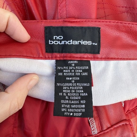Vintage Y2K No Boundaries Red Faux Leather PVC Bootcut Pants Junior’s Size 13 - Picture 6 of 6